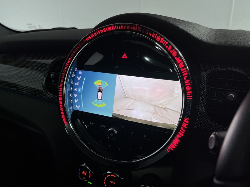 2022 (72) MINI HATCHBACK 1.5 Cooper Exclusive 3dr Auto 5308328