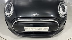 2022 (72) MINI HATCHBACK 1.5 Cooper Exclusive 3dr Auto 5064439