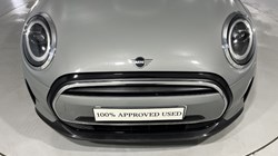 2022 (72) MINI CONVERTIBLE 1.5 Cooper Classic 2dr Auto 5071842