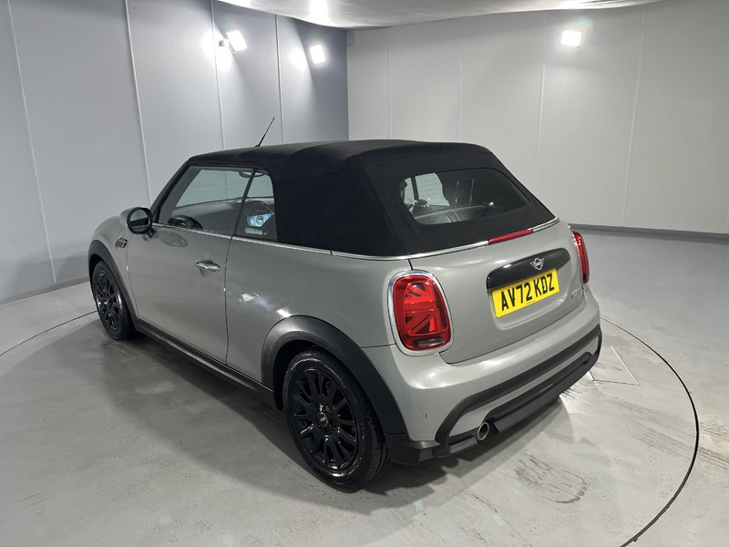 2022 (72) MINI CONVERTIBLE 1.5 Cooper Classic 2dr Auto 5071840