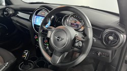 2022 (72) MINI CONVERTIBLE 1.5 Cooper Classic 2dr Auto 5071810