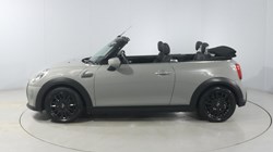 2022 (72) MINI CONVERTIBLE 1.5 Cooper Classic 2dr Auto 5071847