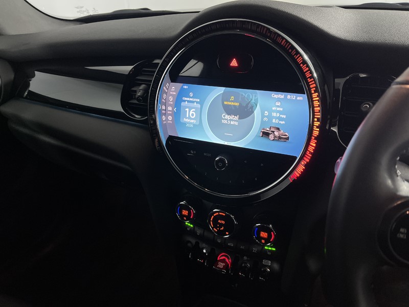 2022 (72) MINI CONVERTIBLE 1.5 Cooper Classic 2dr Auto 5071812