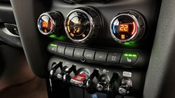 2022 (72) MINI CONVERTIBLE 1.5 Cooper Exclusive 2dr Auto 5053210