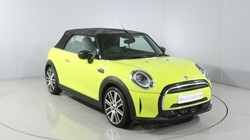2022 (72) MINI CONVERTIBLE 1.5 Cooper Exclusive 2dr Auto 5053183