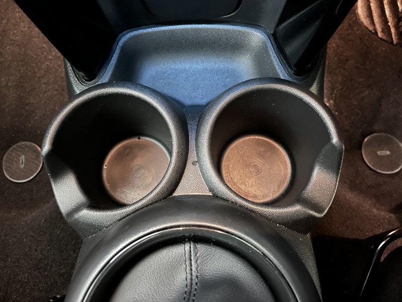 2022 (72) MINI CONVERTIBLE 1.5 Cooper Exclusive 2dr Auto 5053211