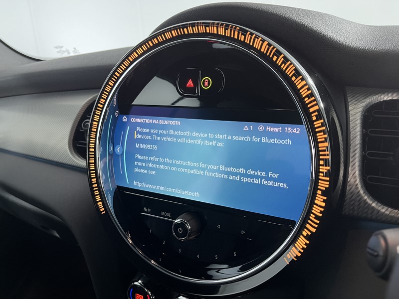 2022 (72) MINI CONVERTIBLE 1.5 Cooper Exclusive 2dr Auto 5053208