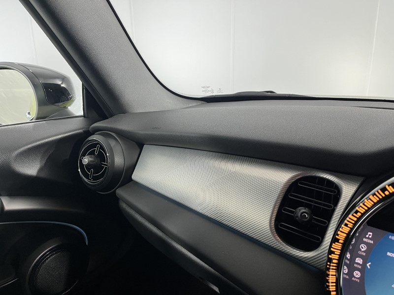 2022 (72) MINI CONVERTIBLE 1.5 Cooper Exclusive 2dr Auto 5053206