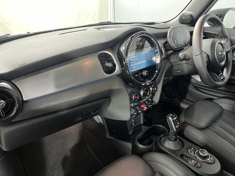 2025 (25) MINI CONVERTIBLE 2.0 John Cooper Works Premium Plus 2dr Auto 5072441