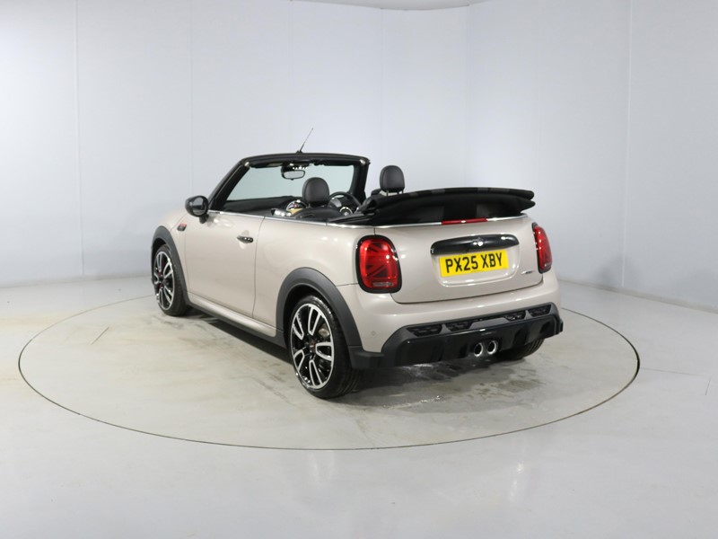 2025 (25) MINI CONVERTIBLE 2.0 John Cooper Works Premium Plus 2dr Auto