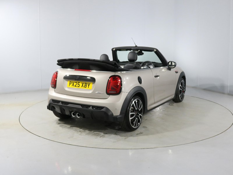 2025 (25) MINI CONVERTIBLE 2.0 John Cooper Works Premium Plus 2dr Auto 5072483