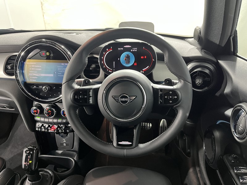 2025 (25) MINI CONVERTIBLE 2.0 John Cooper Works Premium Plus 2dr Auto 5072439