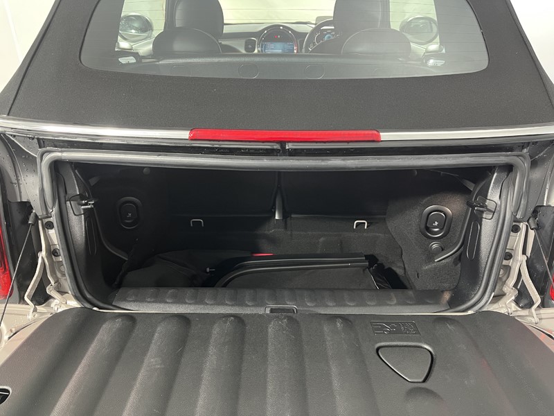 2025 (25) MINI CONVERTIBLE 2.0 John Cooper Works Premium Plus 2dr Auto 5072447