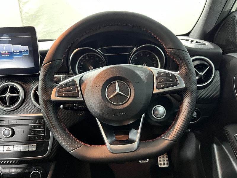 2017 (17) MERCEDES-BENZ A CLASS A200 AMG Line Premium Plus 5dr 5064294