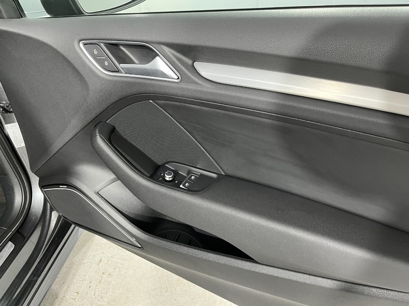 2017 (17) AUDI A3 2.0 TDI 184 Quattro Black Edition 3dr S Tronic 5056969