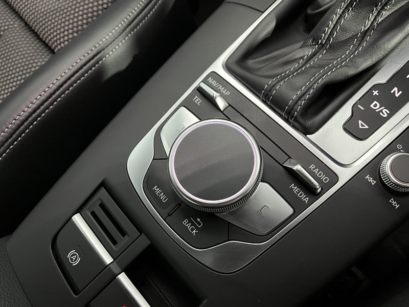 2017 (17) AUDI A3 2.0 TDI 184 Quattro Black Edition 3dr S Tronic 5056981