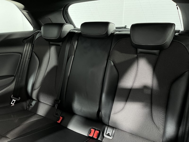 2017 (17) AUDI A3 2.0 TDI 184 Quattro Black Edition 3dr S Tronic 5056962