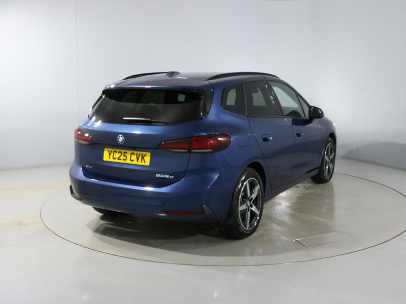 2025 (25) BMW 2 SERIES 225e xDrive Sport 5dr DCT 5072838
