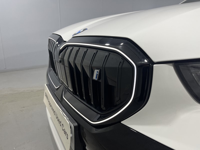 2023 (73) BMW I5 250kW eDrive40 M Sport Pro 84kWh 4dr Auto 5085583