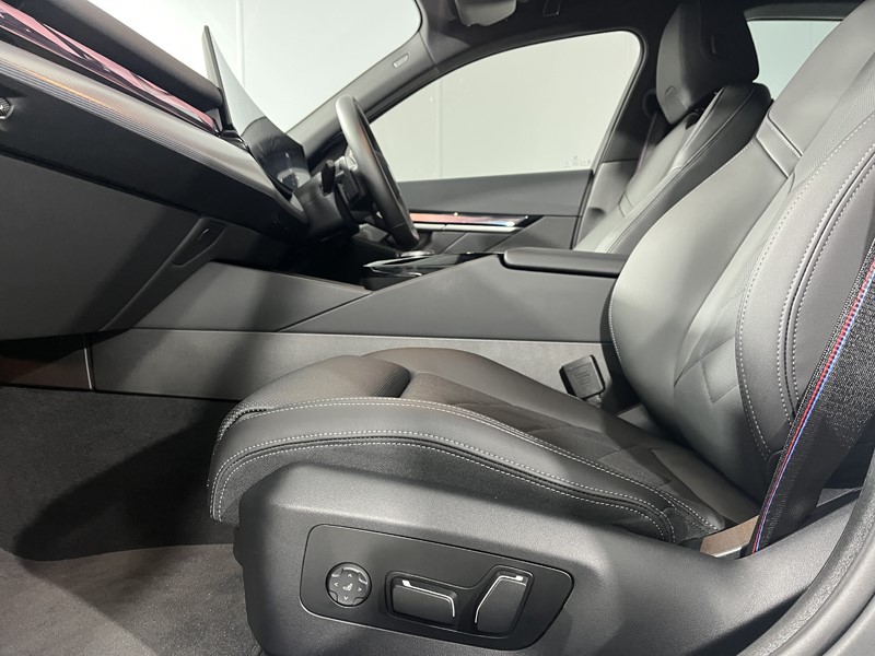 2023 (73) BMW I5 250kW eDrive40 M Sport Pro 84kWh 4dr Auto 5085575