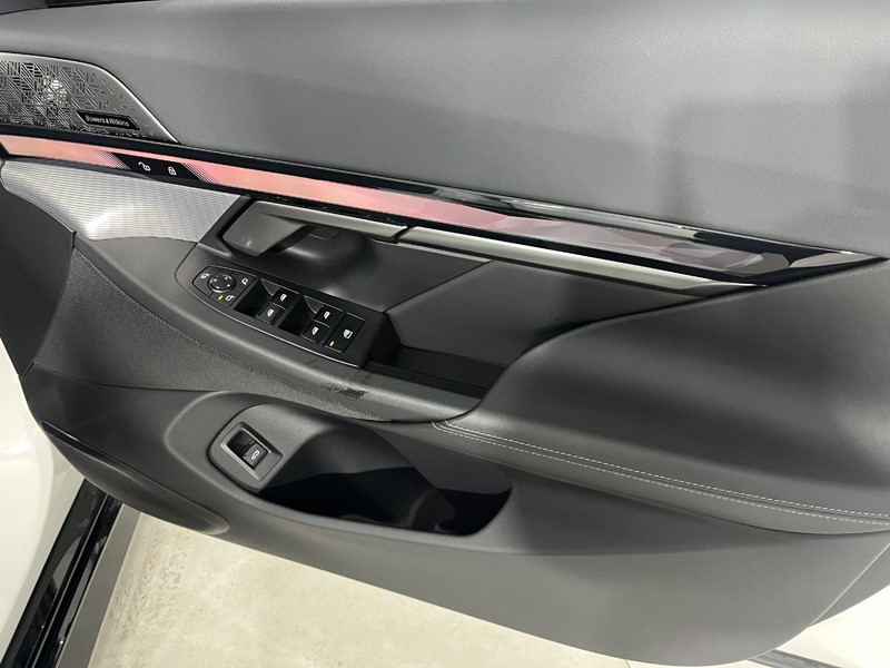 2023 (73) BMW I5 250kW eDrive40 M Sport Pro 84kWh 4dr Auto 5085558