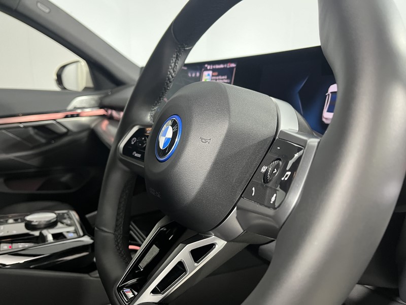 2023 (73) BMW I5 250kW eDrive40 M Sport Pro 84kWh 4dr Auto 5085561