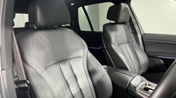 2022 (22) BMW X5 xDrive45e M Sport 5dr Auto 5097600