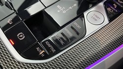 2022 (22) BMW X5 xDrive45e M Sport 5dr Auto 5097625