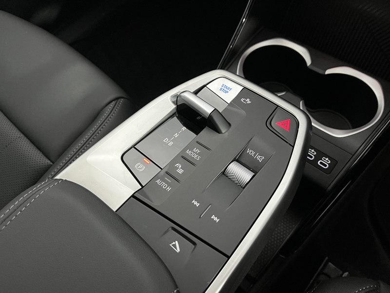 2025 (25) BMW iX1 230kW xDrive30 xLine 65kWh 5dr Auto 5078481