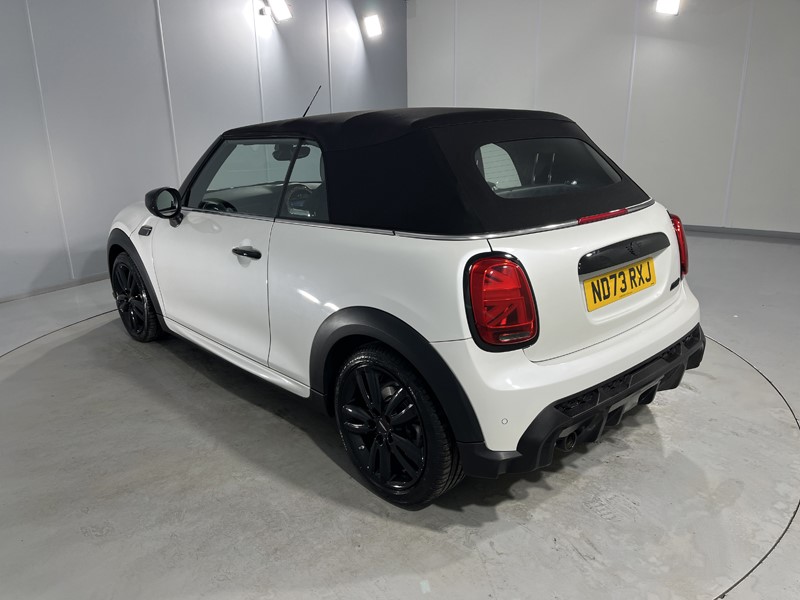2023 (73) MINI CONVERTIBLE 1.5 Cooper Sport Premium 2dr Auto 5091186