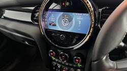 2023 (73) MINI CONVERTIBLE 1.5 Cooper Sport Premium 2dr Auto 5091158