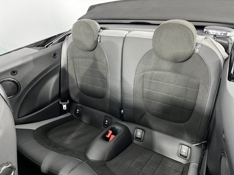 2023 (73) MINI CONVERTIBLE 1.5 Cooper Sport Premium 2dr Auto 5091162