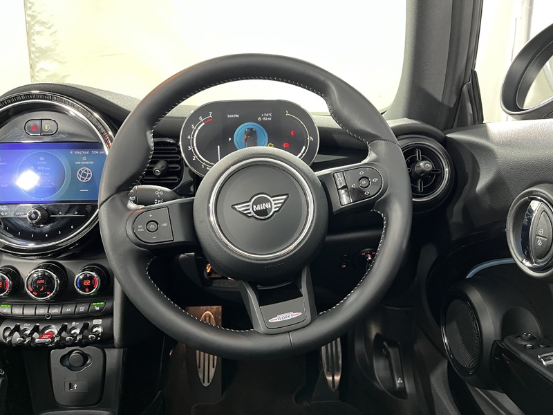 2023 (73) MINI CONVERTIBLE 1.5 Cooper Sport Premium 2dr Auto 5091155