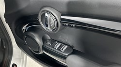 2023 (73) MINI CONVERTIBLE 1.5 Cooper Sport Premium 2dr Auto 5091169