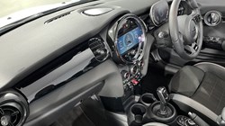 2023 (73) MINI CONVERTIBLE 1.5 Cooper Sport Premium 2dr Auto 5091157