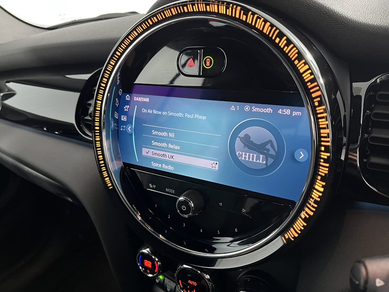 2023 (73) MINI CONVERTIBLE 1.5 Cooper Sport Premium 2dr Auto 5091176