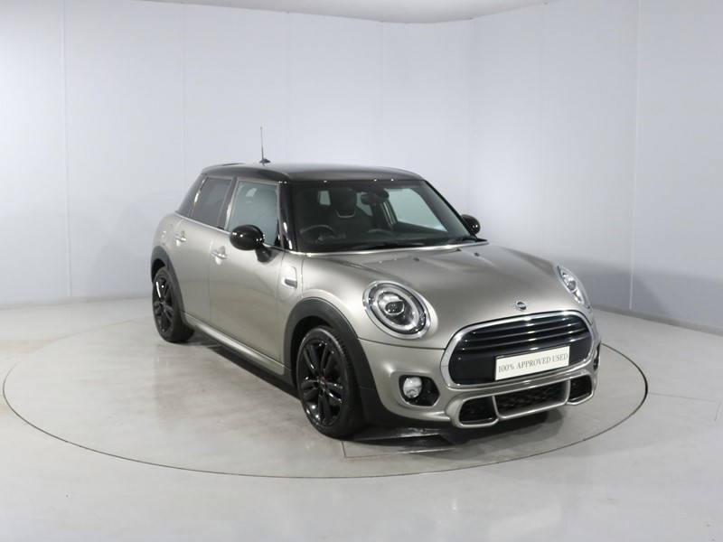 2019 (19) MINI HATCHBACK 1.5 Cooper Sport II 5dr
