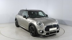 2019 (19) MINI HATCHBACK 1.5 Cooper Sport II 5dr 5111314