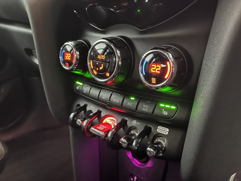 2019 (19) MINI HATCHBACK 1.5 Cooper Sport II 5dr 5111343