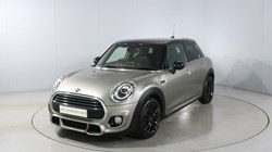 2019 (19) MINI HATCHBACK 1.5 Cooper Sport II 5dr 5111354