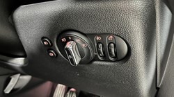 2019 (19) MINI HATCHBACK 1.5 Cooper Sport II 5dr 5111334