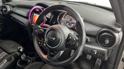 2019 (19) MINI HATCHBACK 1.5 Cooper Sport II 5dr 5111319