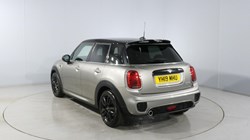 2019 (19) MINI HATCHBACK 1.5 Cooper Sport II 5dr 5111315