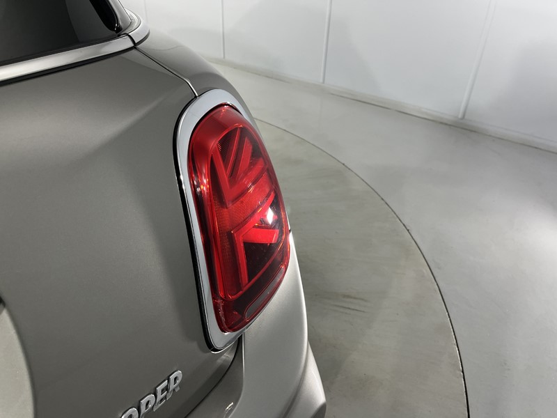 2019 (19) MINI HATCHBACK 1.5 Cooper Sport II 5dr 5111353