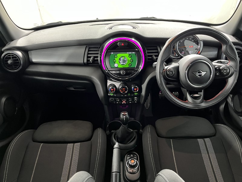 2019 (19) MINI HATCHBACK 1.5 Cooper Sport II 5dr 5111317