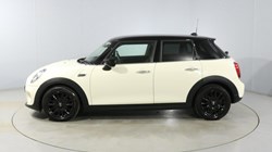 2019 (69) MINI HATCHBACK 1.5 Cooper Classic II 5dr 5097758