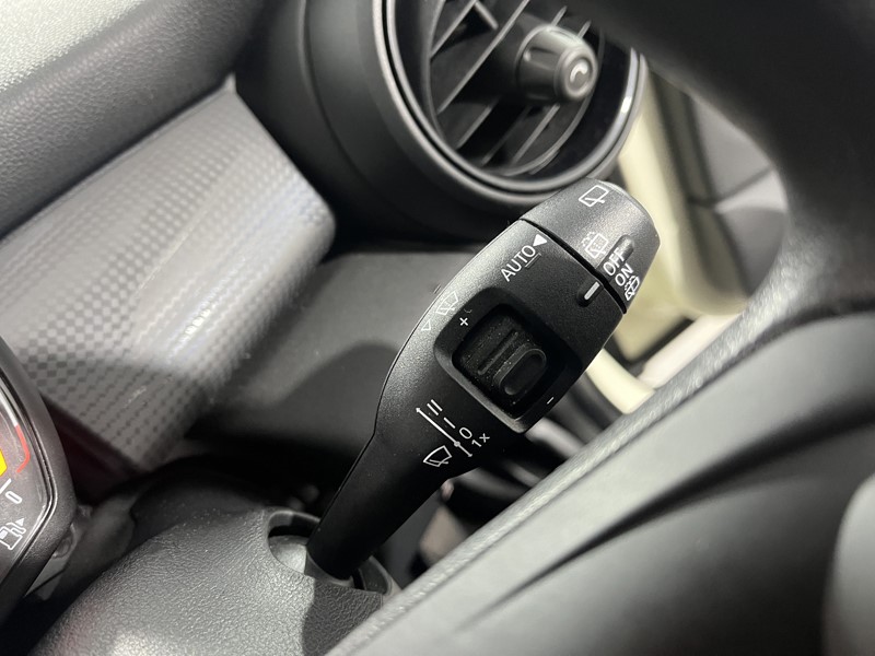 2019 (69) MINI HATCHBACK 1.5 Cooper Classic II 5dr 5097741