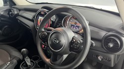 2019 (69) MINI HATCHBACK 1.5 Cooper Classic II 5dr 5097723