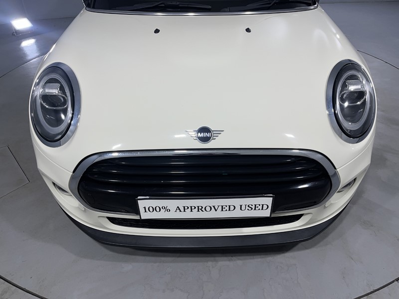 2019 (69) MINI HATCHBACK 1.5 Cooper Classic II 5dr 5097754