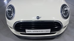2019 (69) MINI HATCHBACK 1.5 Cooper Classic II 5dr 5097754